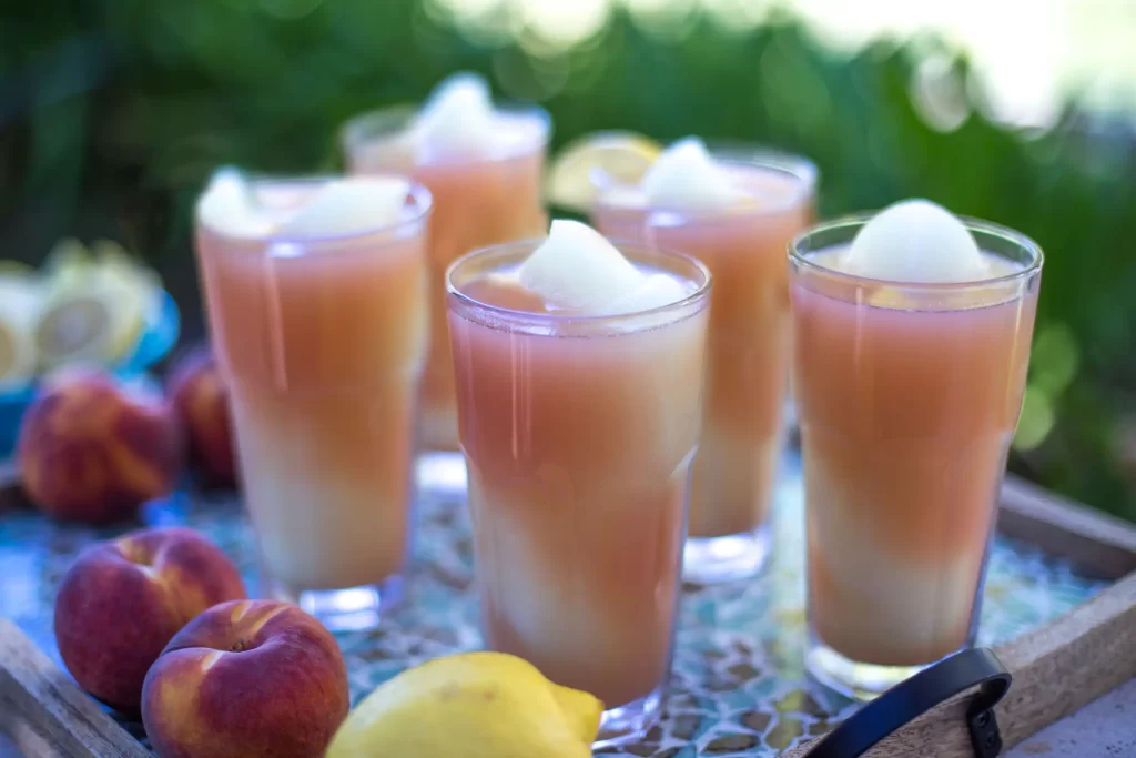 Tito’s White Peach Lemonade Swirl